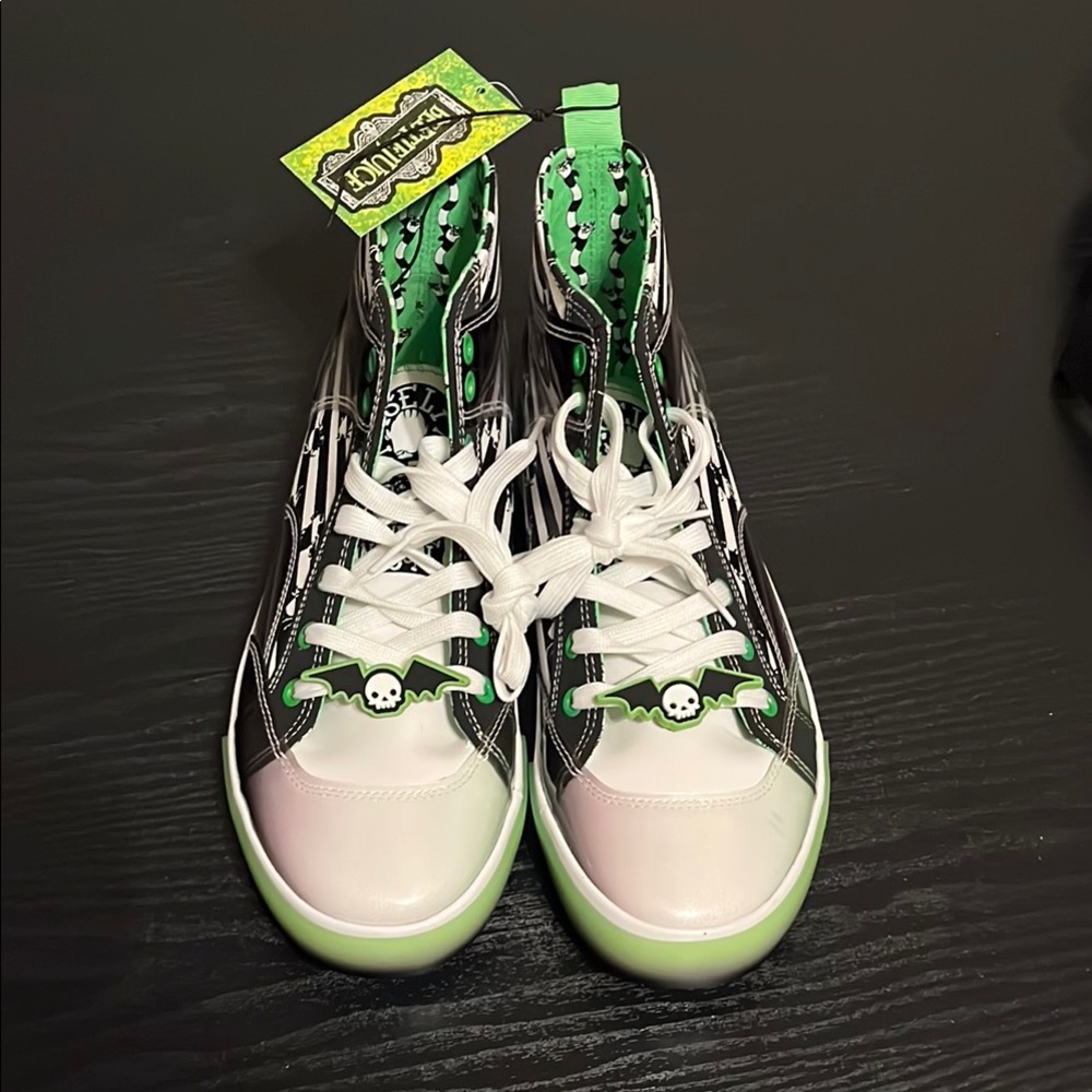 Warner Bros Black and Green Sneakers Sporty Mesh Design